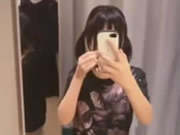 selfie timide fille asiatique